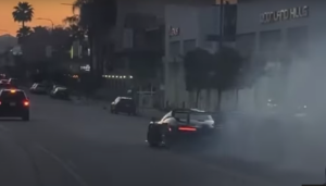 360 com McLaren Senna acaba mal thumbnail