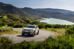 Dacia Duster: Fomos conhecer a terceira geração thumbnail